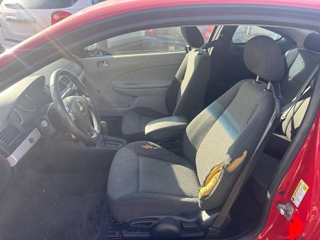 Photo of 2009 Red Chevrolet Cobalt