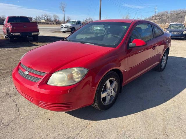 Photo of 2009 Red Chevrolet Cobalt