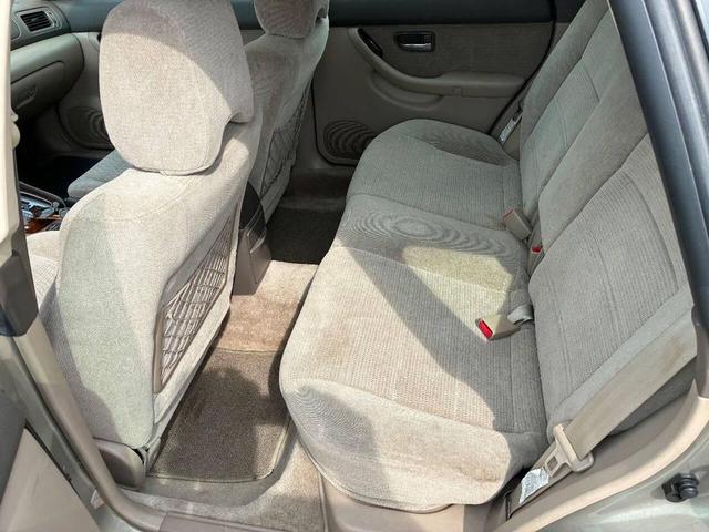 Photo of 2004 Silver Subaru Outback