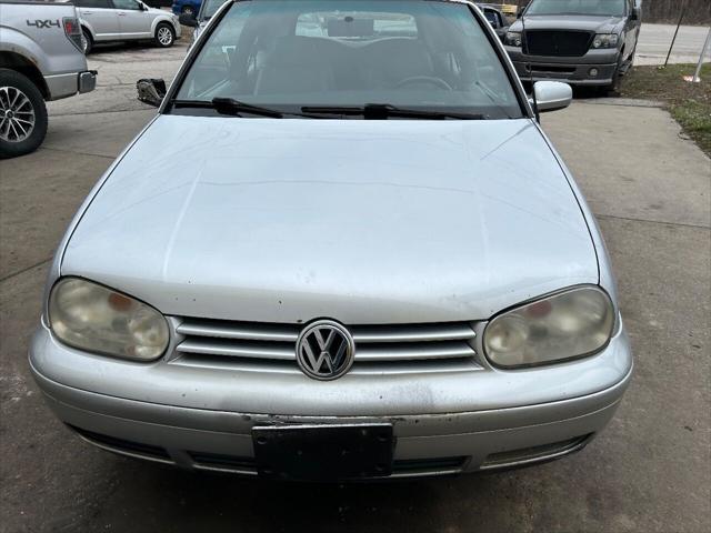 Photo of 2002 Gray Volkswagen Cabrio