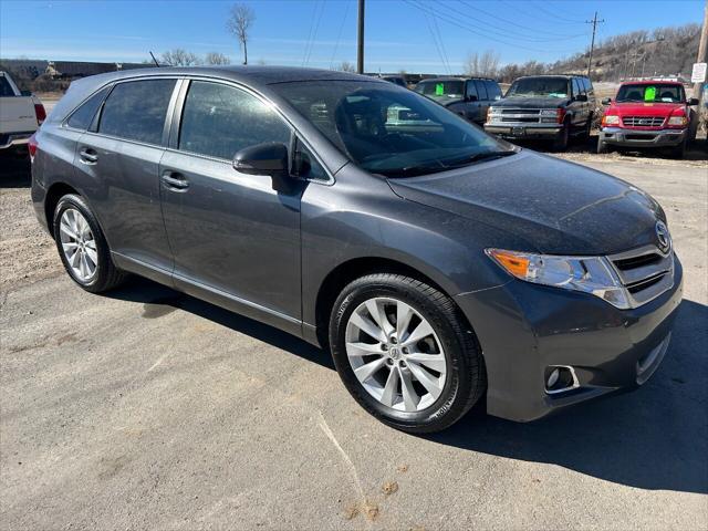 Photo of 2013 Black Toyota Venza