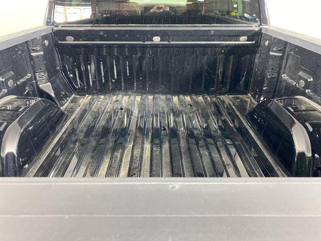 Photo of 2025 Onyx Black GMC Sierra 1500