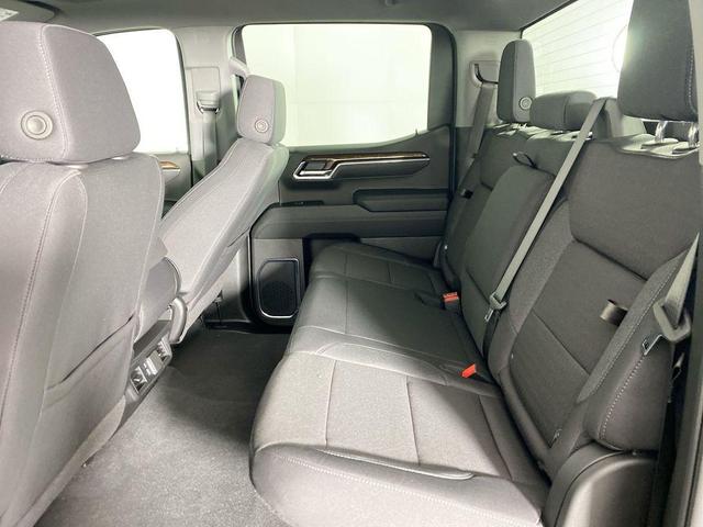 Photo of 2025 Onyx Black GMC Sierra 1500
