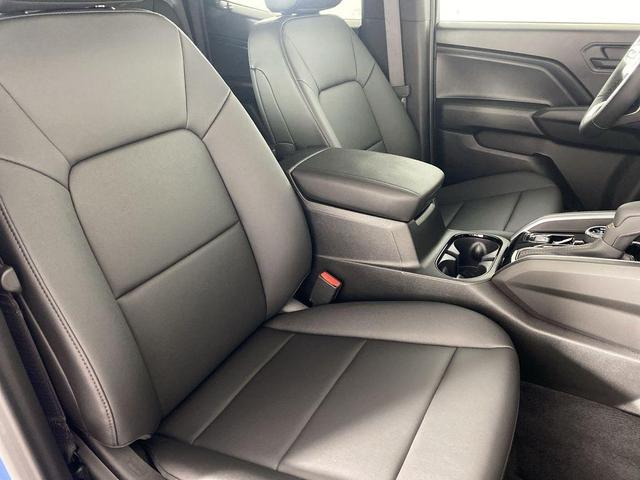 Photo of 2026 Blue Metallic Chevrolet Colorado