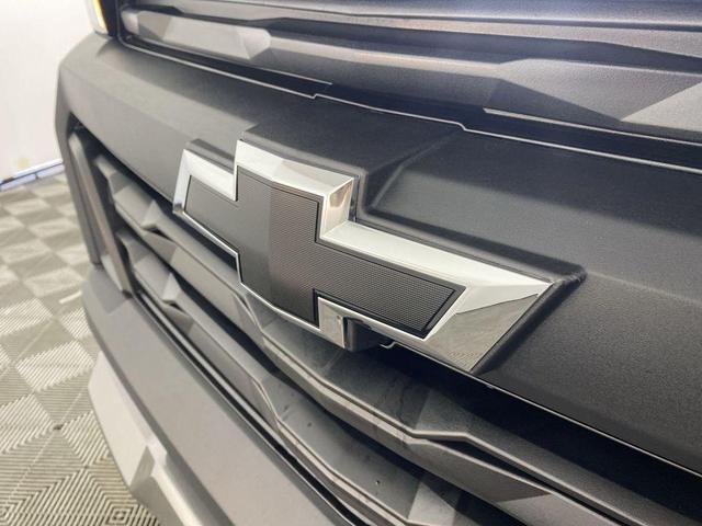 Photo of 2026 Blue Metallic Chevrolet Colorado