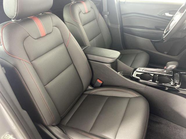 Photo of 2025 Sterling Gray Metallic Chevrolet Trax
