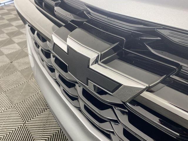Photo of 2025 Sterling Gray Metallic Chevrolet Trax