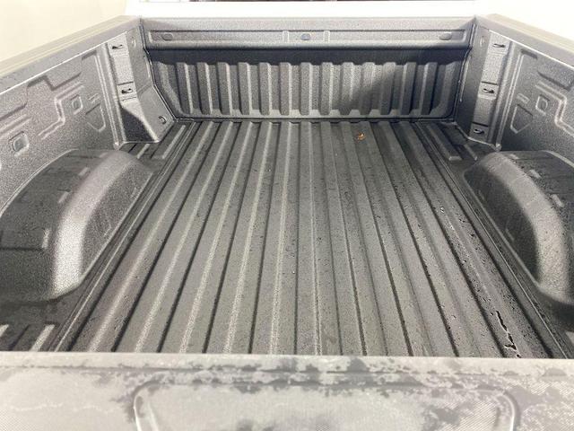Photo of 2025 Summit White Chevrolet Silverado 2500