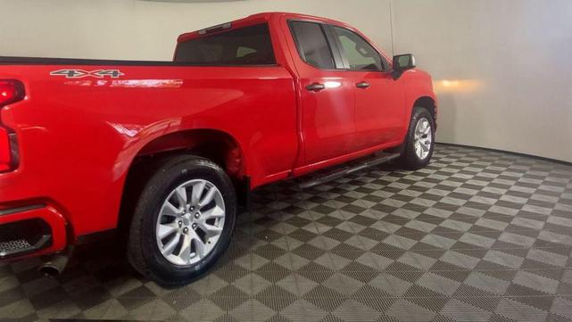 Photo of 2021 Red Chevrolet Silverado 1500