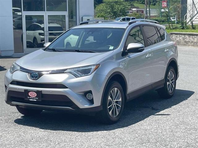 Photo of 2016 Silver Toyota RAV4 Hybrid