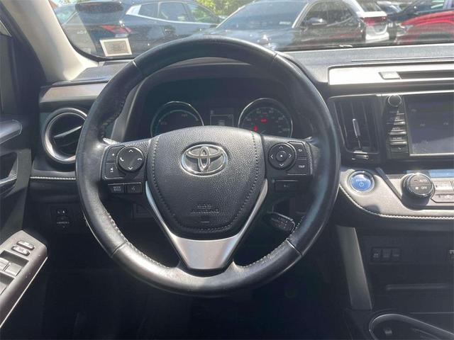 Photo of 2016 Silver Toyota RAV4 Hybrid