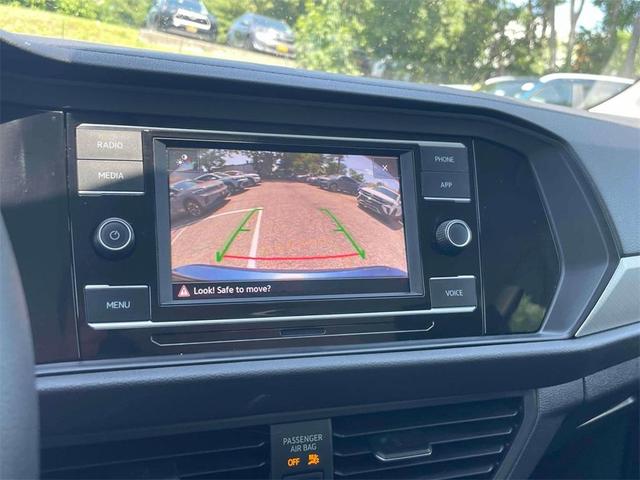 Photo of 2021 Silk Blue Metallic Volkswagen Jetta
