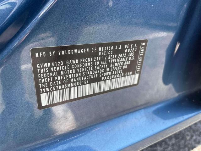 Photo of 2021 Silk Blue Metallic Volkswagen Jetta