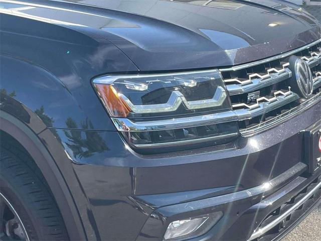 Photo of 2019 Deep Black Pearl Effect Volkswagen Atlas