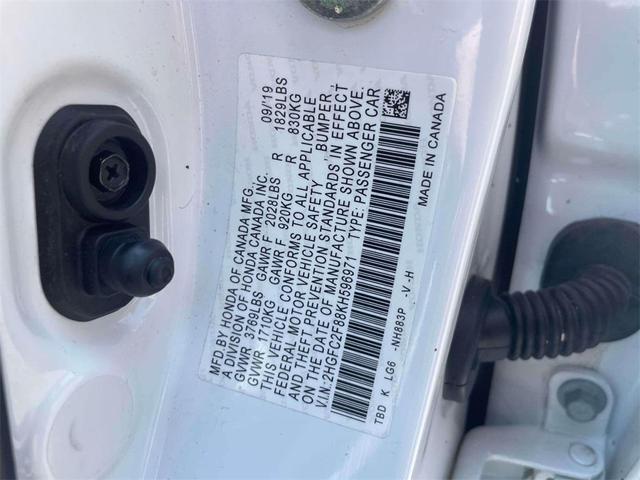 Photo of 2019 White Honda Civic