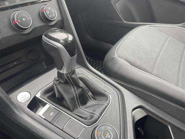 Photo of 2022 Cornflower Blue Volkswagen Taos