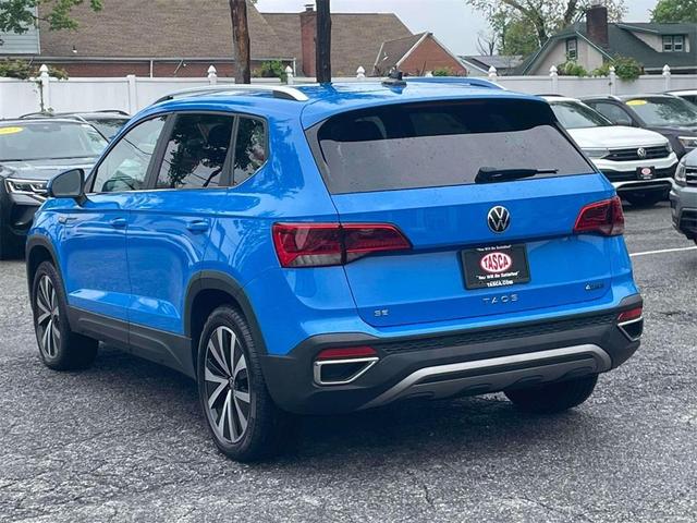 Photo of 2022 Cornflower Blue Volkswagen Taos