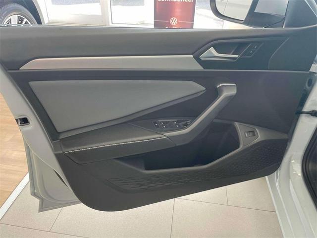 Photo of 2025 Alpine Grey Volkswagen Jetta