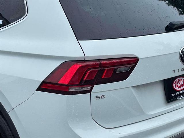 Photo of 2022 Pure White Volkswagen Tiguan