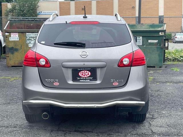 Photo of 2008 Gotham Gray Metallic Nissan Rogue
