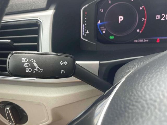Photo of 2019 Pure White Volkswagen Atlas