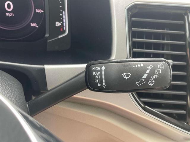 Photo of 2019 Pure White Volkswagen Atlas