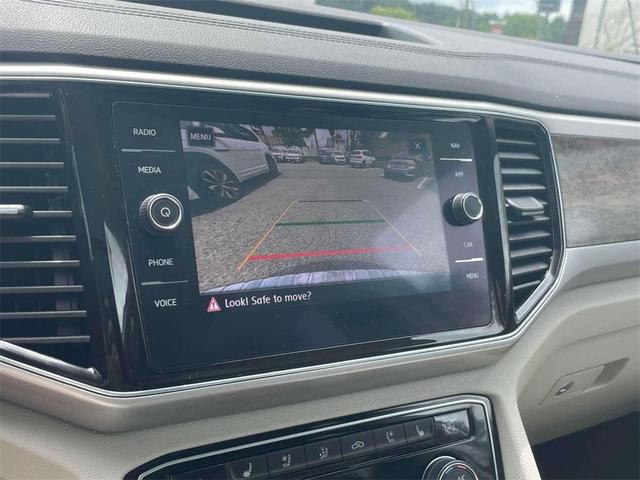 Photo of 2019 Pure White Volkswagen Atlas