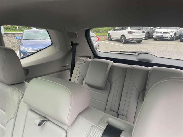 Photo of 2019 Pure White Volkswagen Atlas
