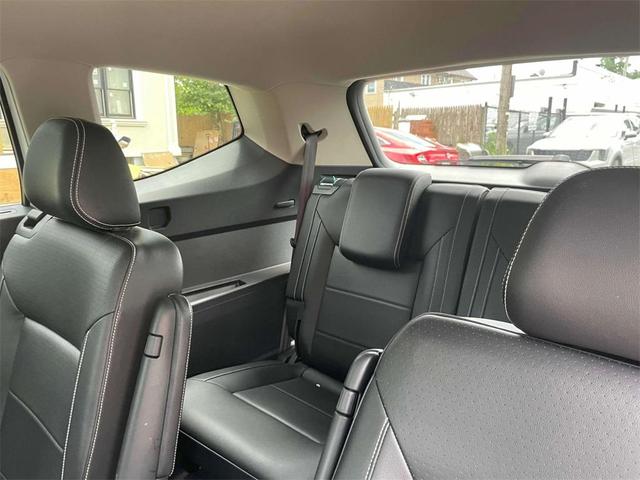 Photo of 2021 Pure White Volkswagen Atlas