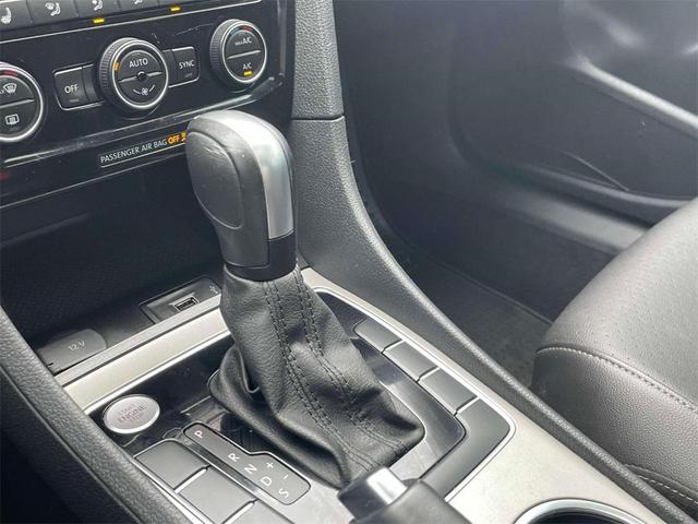 Photo of 2021 Deep Black Pearl Effect Volkswagen Passat