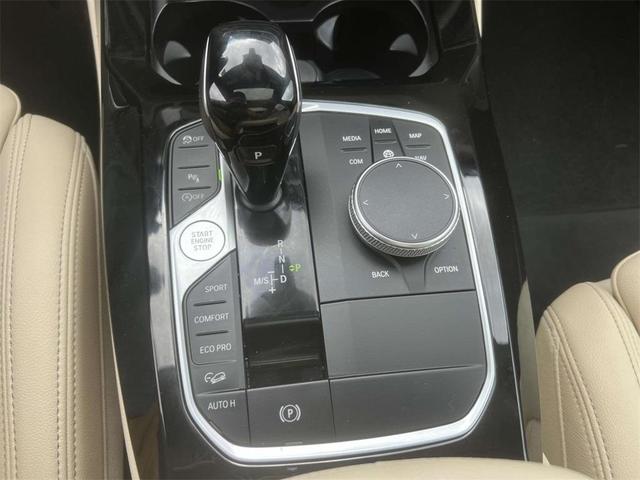 Photo of 2022 Alpine White BMW X3