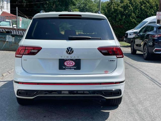 Photo of 2022 Oryx White Pearl Effect Volkswagen Tiguan