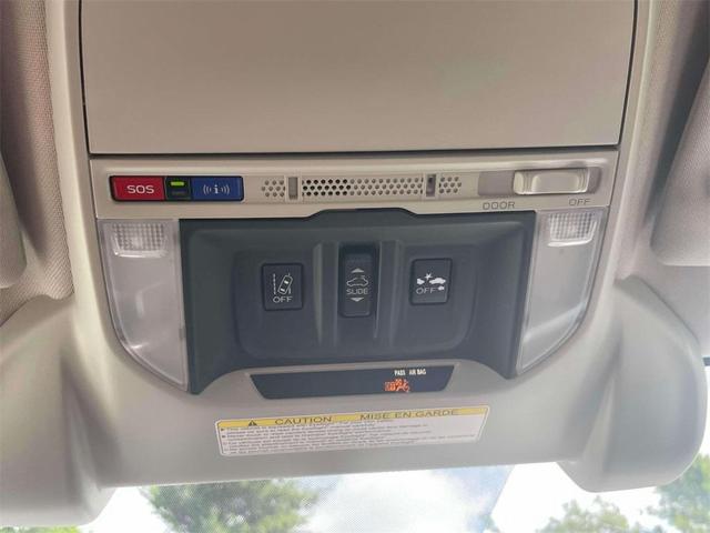 Photo of 2021 Crystal White Pearl Subaru Forester