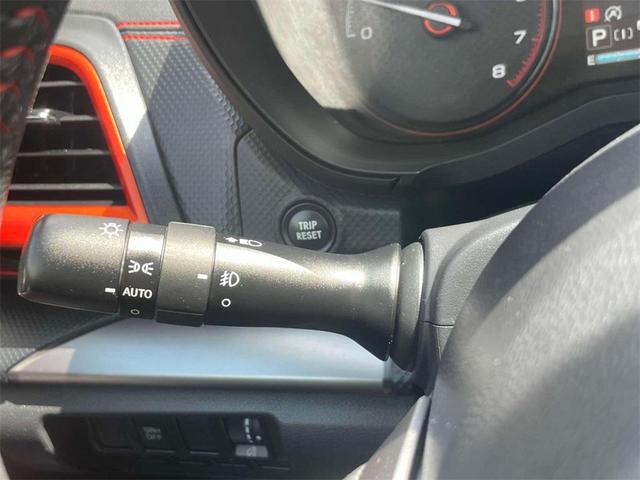 Photo of 2021 Crystal White Pearl Subaru Forester