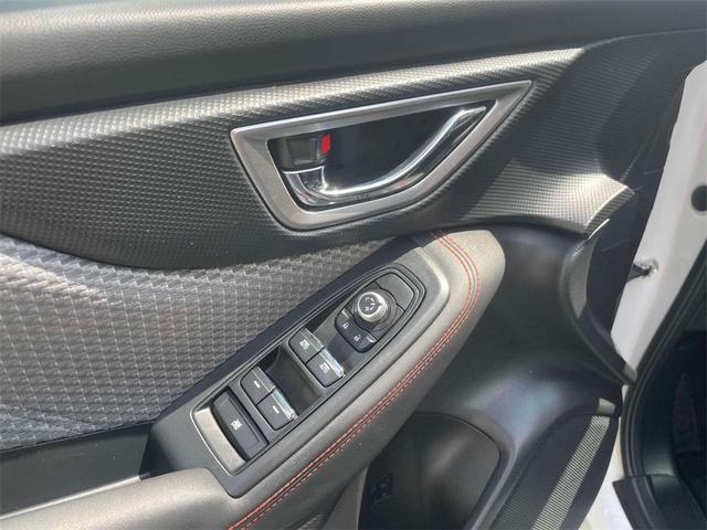 Photo of 2021 Crystal White Pearl Subaru Forester