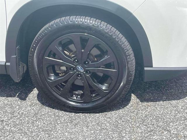 Photo of 2021 Crystal White Pearl Subaru Forester