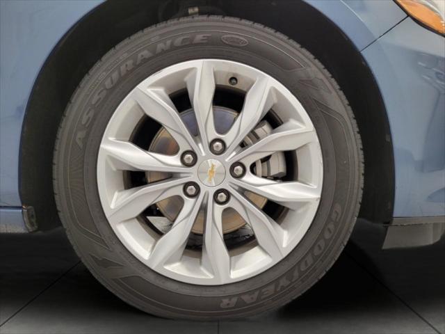 Photo of 2024 Lakeshore Blue Metallic Chevrolet Malibu