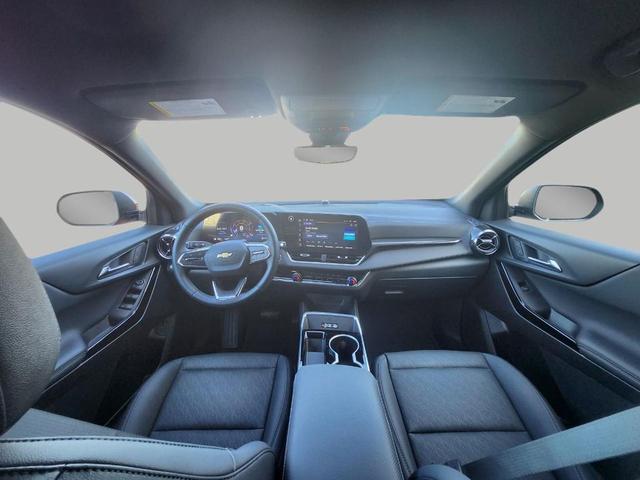 Photo of 2025 Radiant Red Tintcoat Chevrolet Equinox