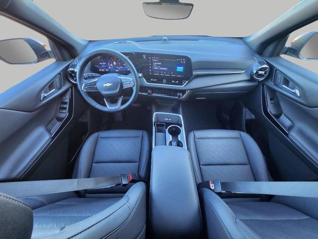 Photo of 2025 Radiant Red Tintcoat Chevrolet Equinox