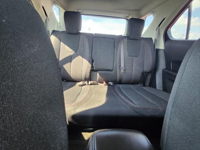 Photo of 2017 Blue Velvet Metallic Chevrolet Equinox