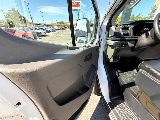Photo of 2021 WHITE Ford Transit-150