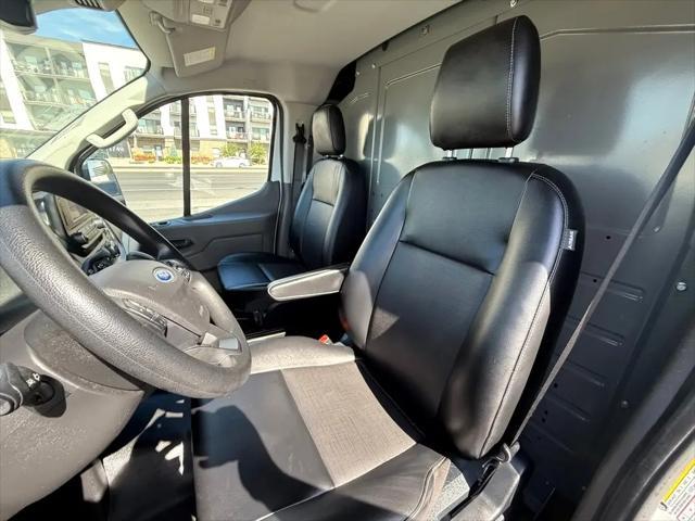 Photo of 2021 WHITE Ford Transit-150