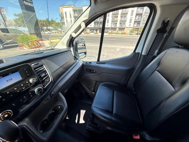 Photo of 2021 WHITE Ford Transit-150