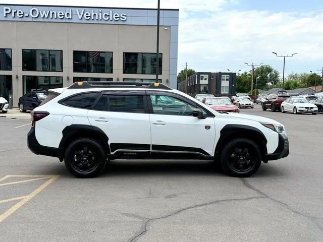 Photo of 2022 WHITE Subaru Outback