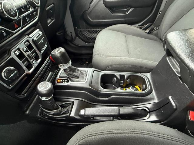 Photo of 2021 GREY Jeep Wrangler