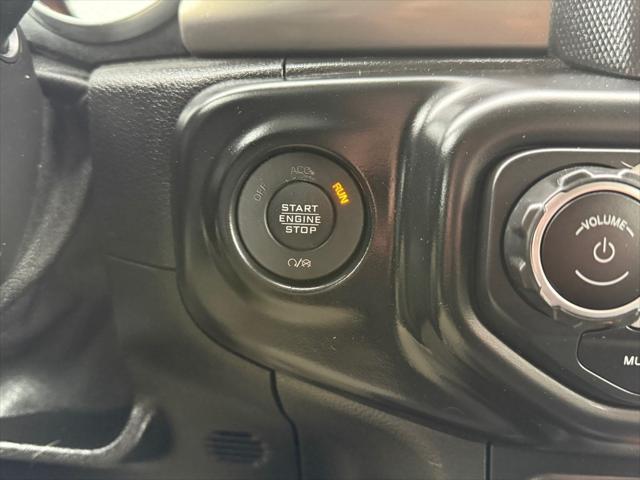 Photo of 2021 GREY Jeep Wrangler