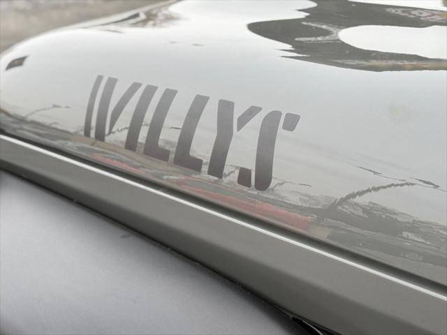 Photo of 2021 GREY Jeep Wrangler