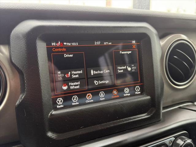 Photo of 2021 GREY Jeep Wrangler