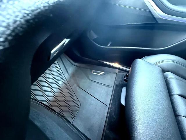 Photo of 2020 WHITE BMW X5
