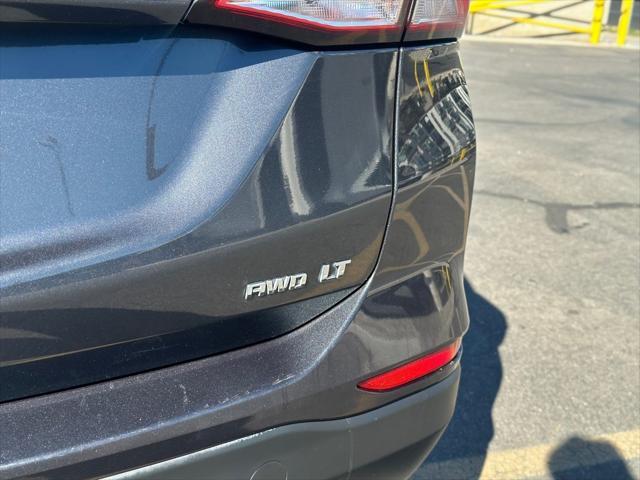 Photo of 2022 GRAY Chevrolet Equinox